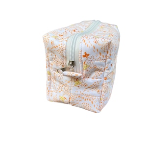 Toiletries pouch, makeup bag, travel pouch, carry all pouch, pencil case, toiletries bag