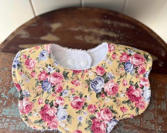 Dribble bib, floral, scalloped bib