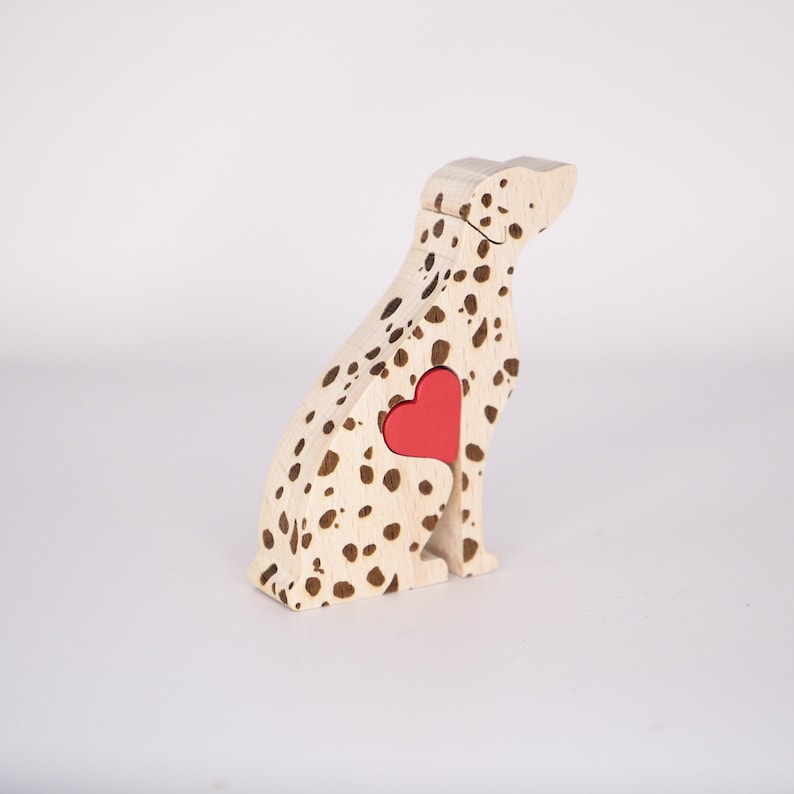 Dalmatian figurine, Personalised Dalmatian keepsake, Mother's day Dalmatian ornament, dog mum dad wooden memento, dalmatian owner gift zdjęcie 2