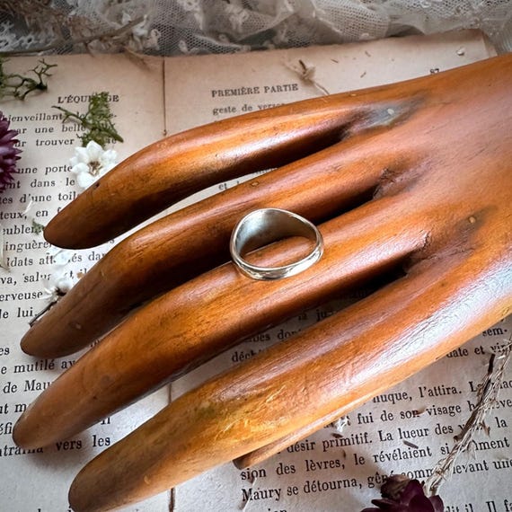 Frontera Solid Brass Signet Ring - image 10