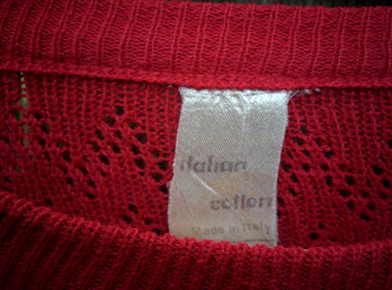 Vented Italian Red Sweater70/'s Red SweaterFitted Red SweaterItalian MadeMesh Sweater22Long40Chest27Sleeve*FREE GIFT WRAP*