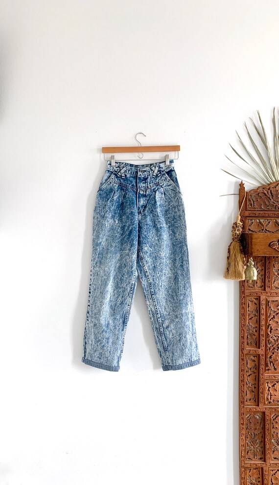 wrangler pleated jeans