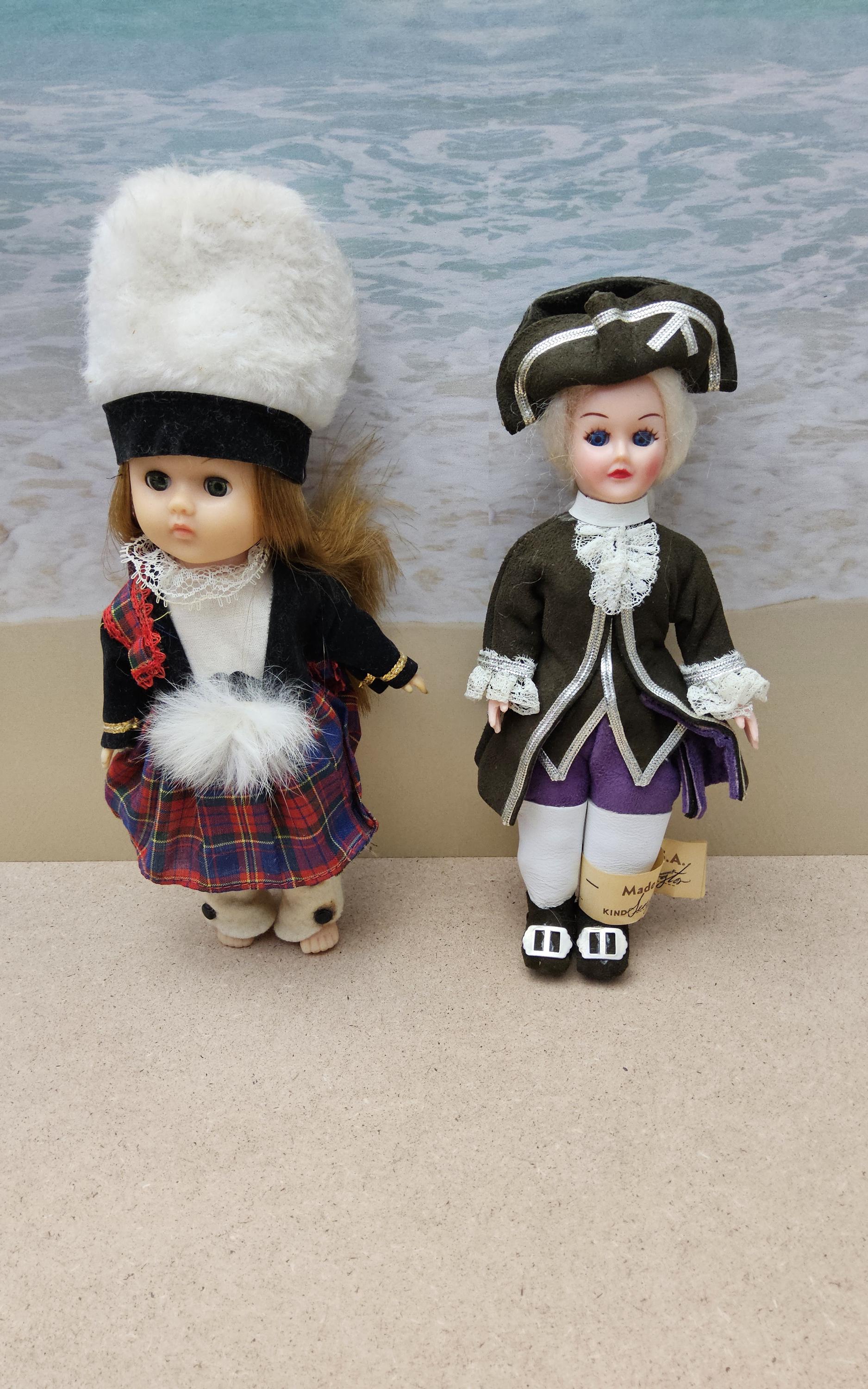 Carlson dolls　赤ちゃん・台座付　カールソン　スリープアイ　アメリカ Carlson dolls 赤ちゃん・台座付 カールソン スリープアイ アメリカ