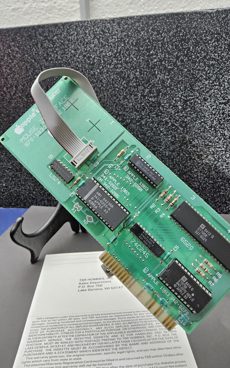 Vintage TSR Theseus and the Minotaur – Apple II Computer Fantasy Game ...