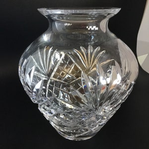 Vintage Brilliant Cut Crystal Vase – Heavy 4.5 lb Floral Holder – Clear Crystal Decor – Timeless Curio Cabinet Elegance