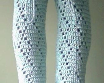 Melodi Diamonds Leg Warmer Crochet Pattern