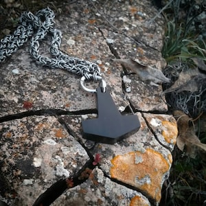 Buffalo Horn Mjolnir Pendant Shaman Necklace Thor&#39;s Hammer Mjölnir Mjollnir Heathen Viking Norse Pagan Nordic Ulfhednar Occult Tribal asatru
