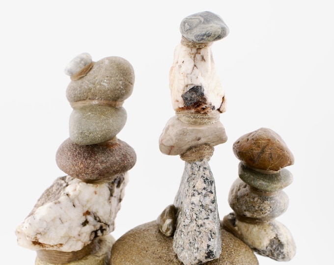 Cádiz sculpture, Stone sculpture, Zen sculpture, Christmas stones, Stone art, Stone river landmarks, Japanese garden.