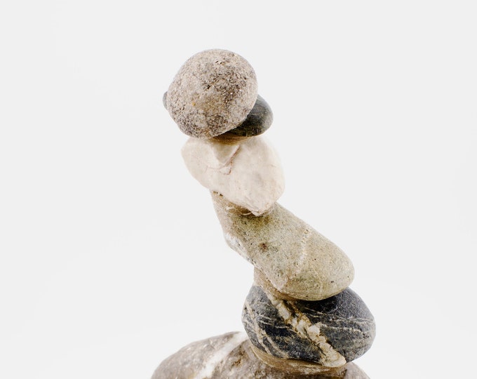 Buenos aires sculpture, Stone sculpture, Zen sculpture, Christmas stones, Stone art, Stone river landmarks, Japanese garden.