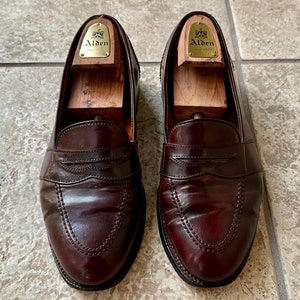 Alden Vチップ Cordovan Burgundy 9 C Alden x Brogue V-Tip Boot (Color 8) – BROGUE
