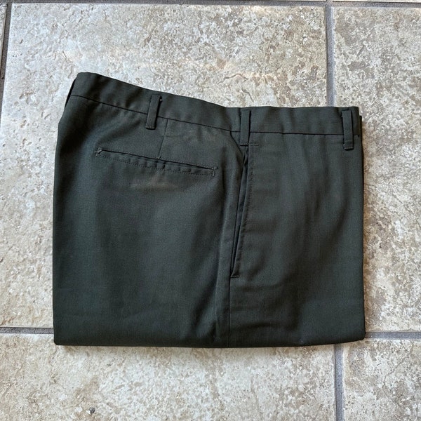 1960s SEARS Dark Green Poplin Chinos | 32 x 26.25 | KORATRON Permanent Press Ivy League Trad