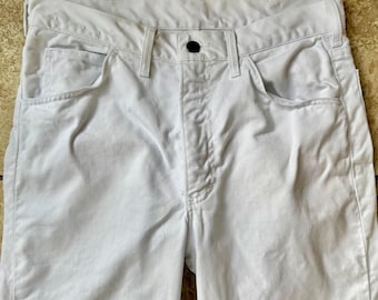 Vintage LEVI'S 550 Off-white Denim Jeans | 33 X 27 | Made in USA