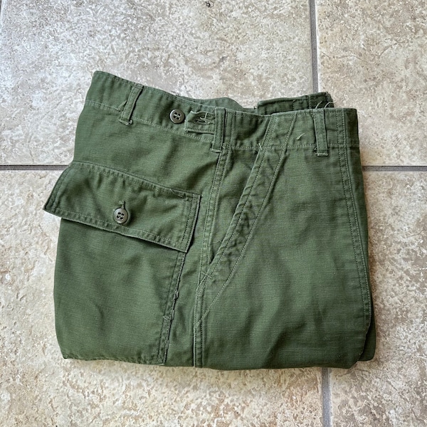 1960s OG-107 Olive Green Cotton Sateen Pants | 30 x 30 | Vietnam War Trad