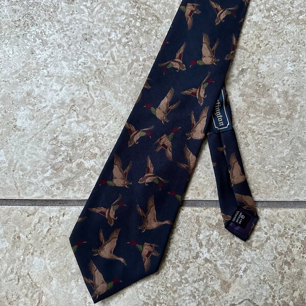 challis tie