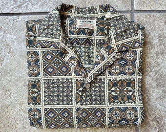 1950s 60s ARROW Batik Printed Cotton Loop Collar Button Up Shirt | Medium 15 15.5 | Ivy League Trad