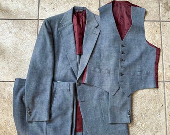 1970s Gray Hopsack Wool 3 Piece Suit | 39 40 Long | MAAS BROTHERS Ivy League Trad