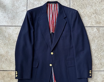 Blazer de lana de franela azul marino de la década de 1970 / 42 43 Regular / KINGSRIDGE 3/2 Roll Ivy League Trad