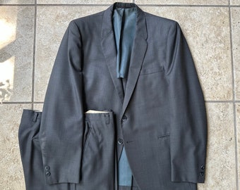 1960s KUPPENHEIMER Gray Sharkskin Wool Suit | 39 40 Regular | MAAS BROTHERS Ivy League Trad