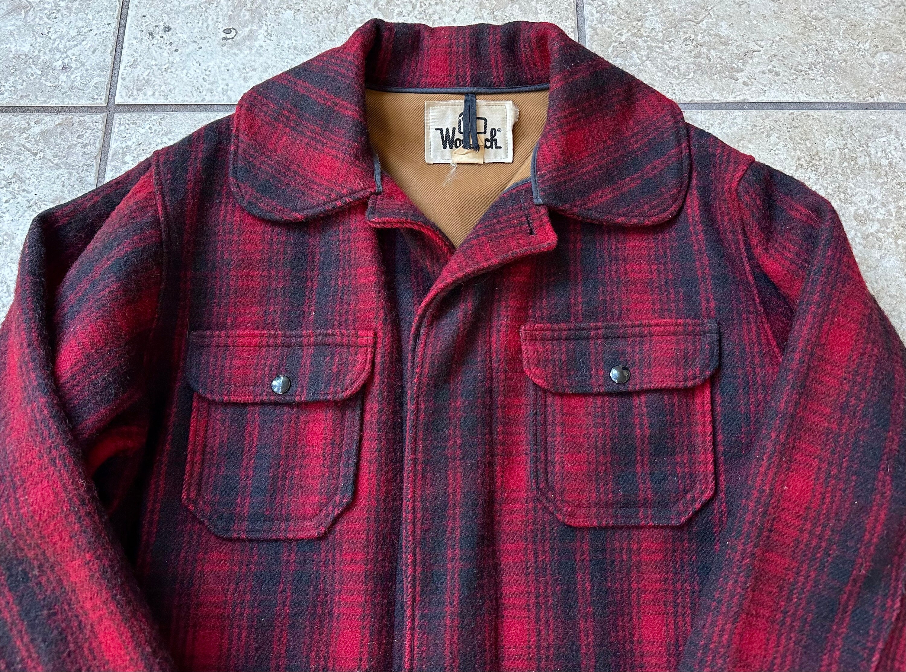 1970s WOOLRICH Red Plaid Wool Mackinaw Jacket | Size 44 | Made in