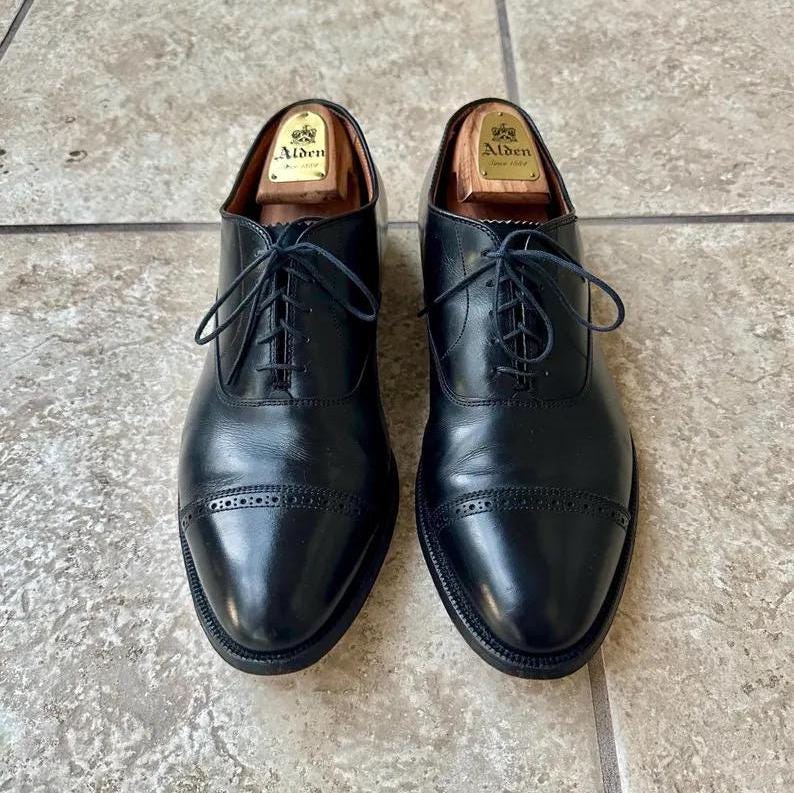 Vintage ALDEN Black Calfskin Perforated Tip Oxford | Size 11  display picture 1