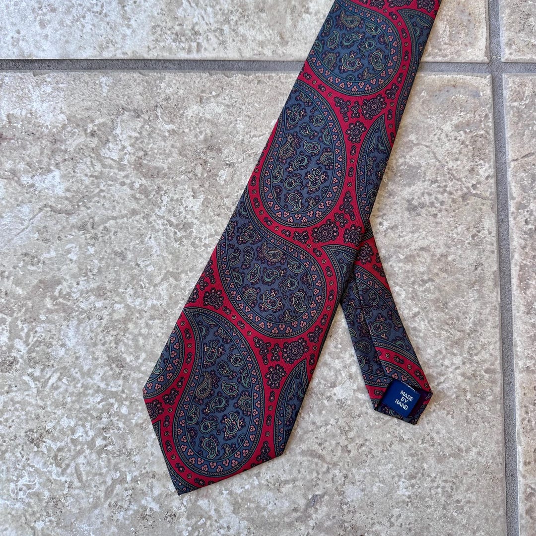 Vintage POLO RALPH LAUREN Red Paisley Ancient Madder Silk Tie  display picture 1