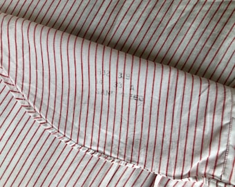 1950s BROOKS BROTHERS White & Red Striped Oxford Cloth Button Down Shirt |  14 - 33 | Ivy League Trad