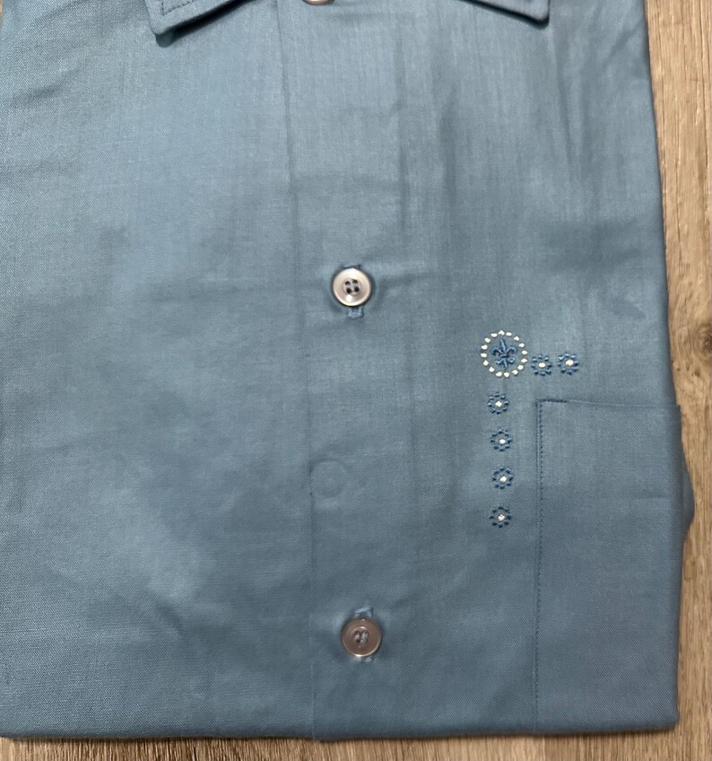 Deadstock 1950s PENNLEIGH Blue Rayon Loop Collar Shirt | Large | PENNLEIGH image 2