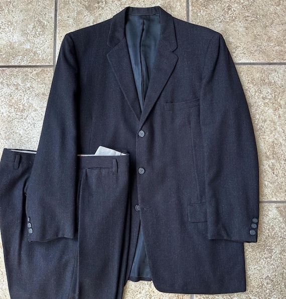 50s 60s vintage single‐breasted suit 1950s Charcoal & Red Striped Cashmere Flannel Suit | 40 41 Regular