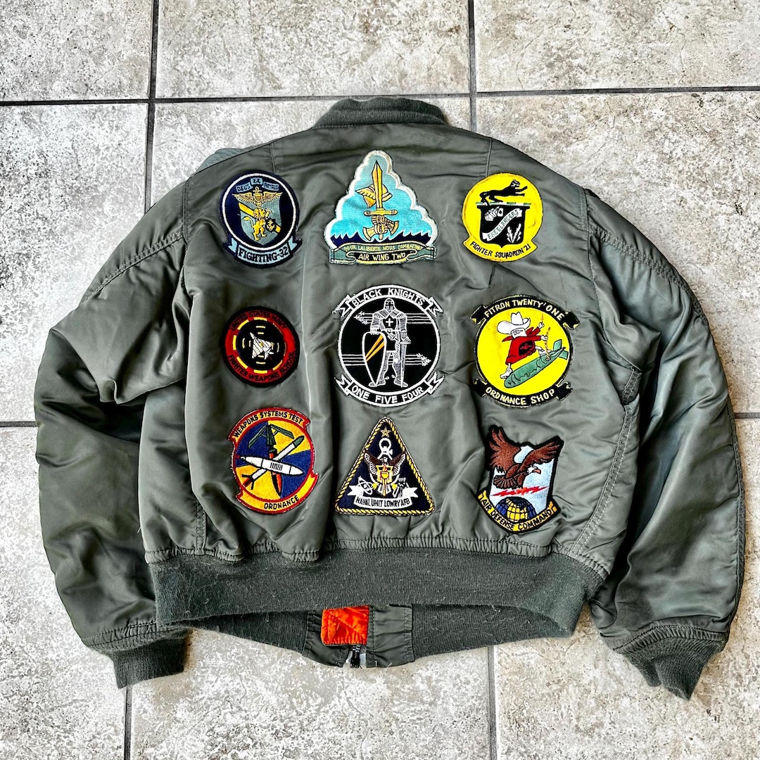 90s USA製 ALPHA Ma-1 bomber jacket Alpha Industries 1990s Made in USA MA-1 Bomber Jacket Green