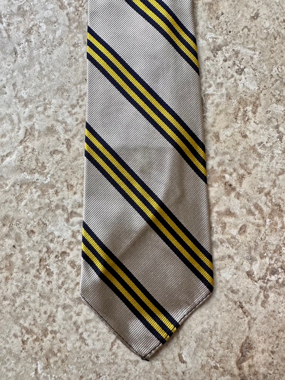 1970s BROOKS BROTHERS Silver & Yellow Regimental … - image 2