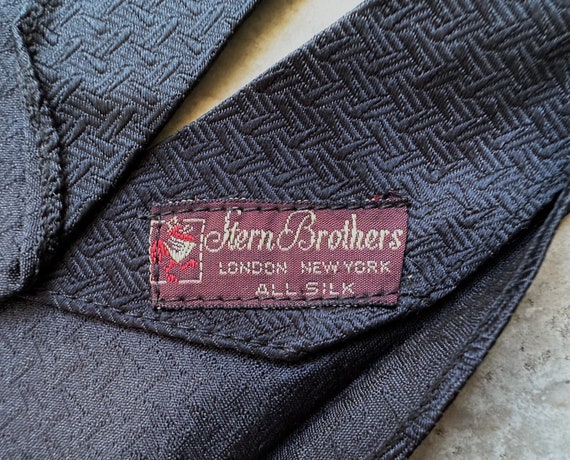 1950s Black Silk Tie | STERN BROTHERS Atomic Trad - image 4