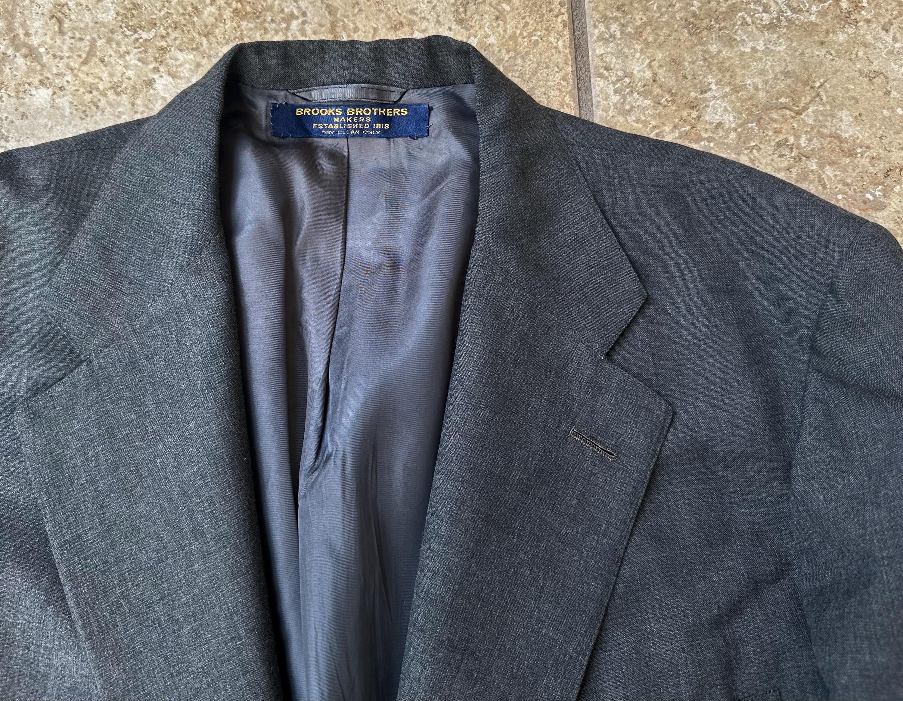 Vintage BROOKS BROTHERS Dark Gray Worsted Wool Sack Suit | 43 44