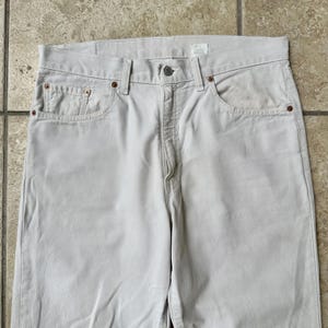 Vintage LEVI'S 550 Off-white Denim Jeans | 33 X 27 | Made in USA