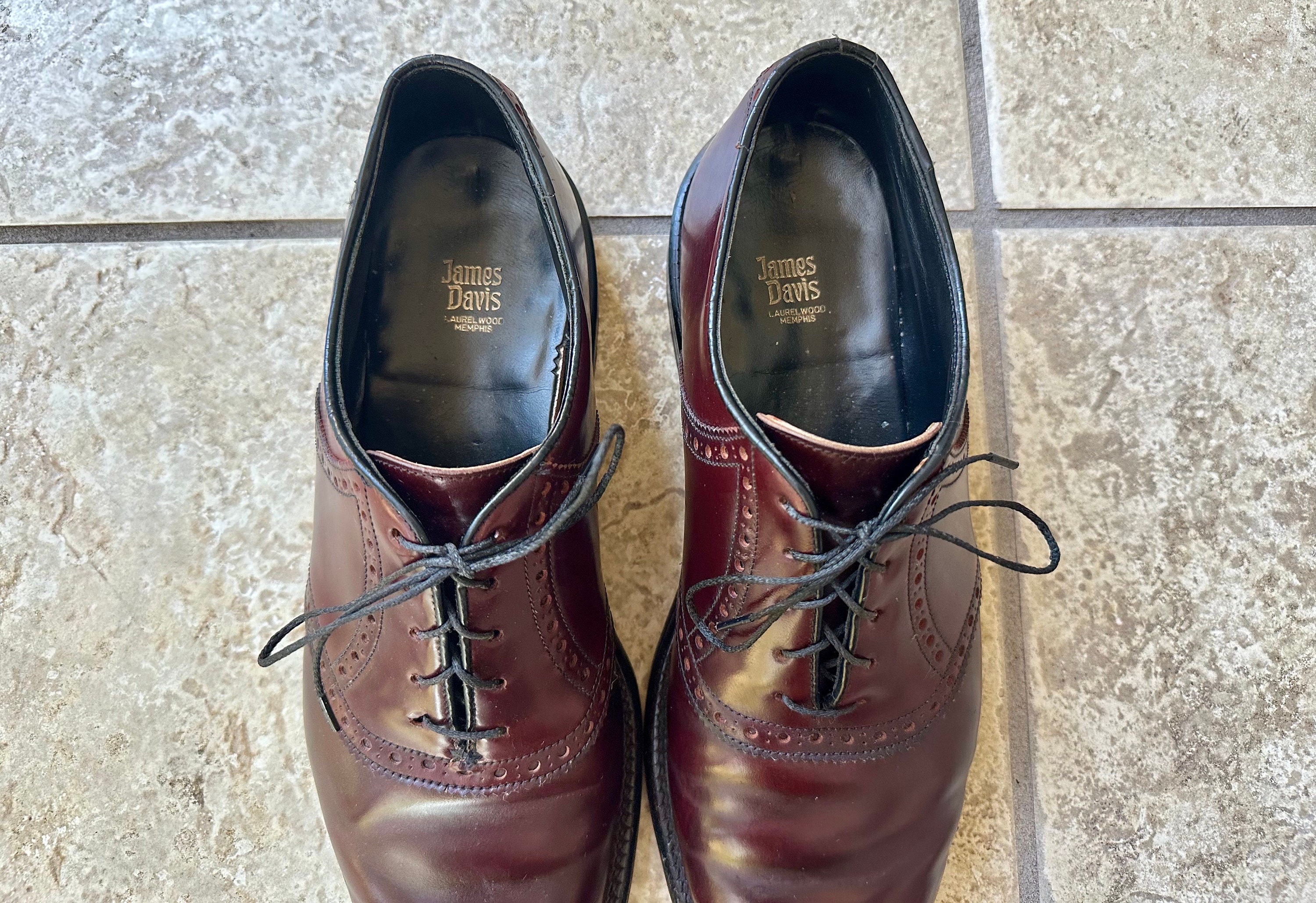 Vintage 1970s men\'s oxblood and black leather brogue saddle shoe oxfords vintage 50s 60s men main image 4