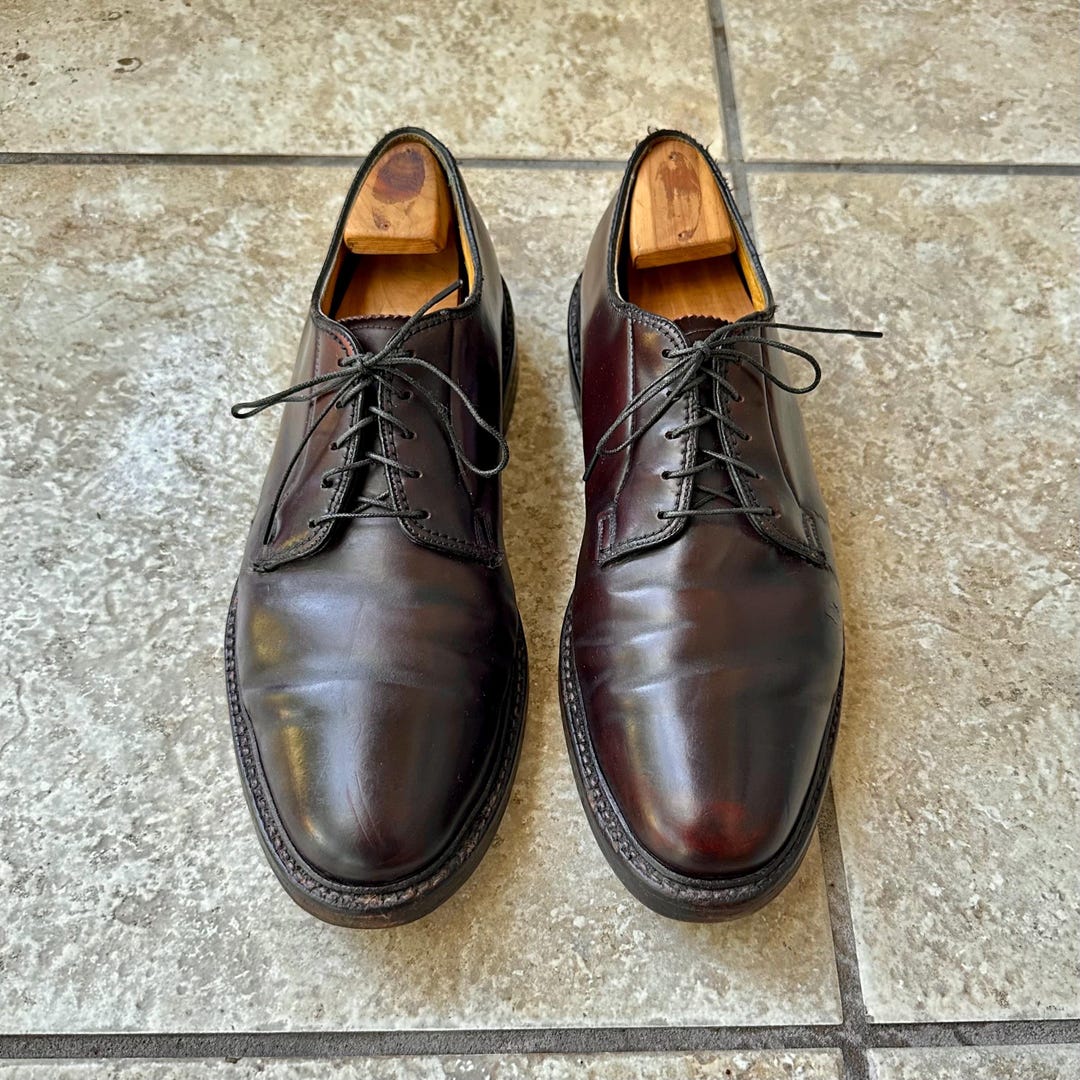 Vintage FLORSHEIM Dark Brown Shell Cordovan Plain Toe Bluchers