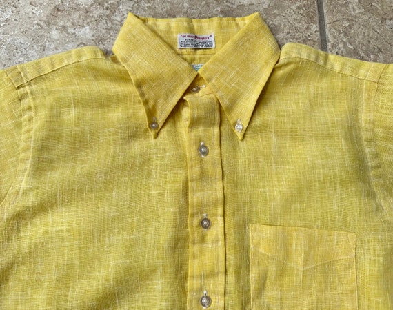 1970s CABLE CAR CLOTHIERS Yellow Cotton Blend Short S… - Gem