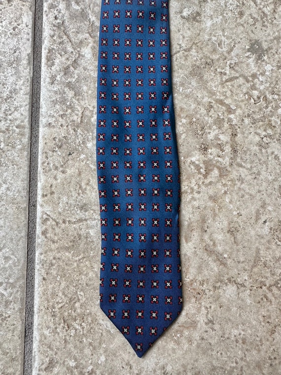 1960s Blue & Red Medallion Print Silk Foulard Tie… - image 2