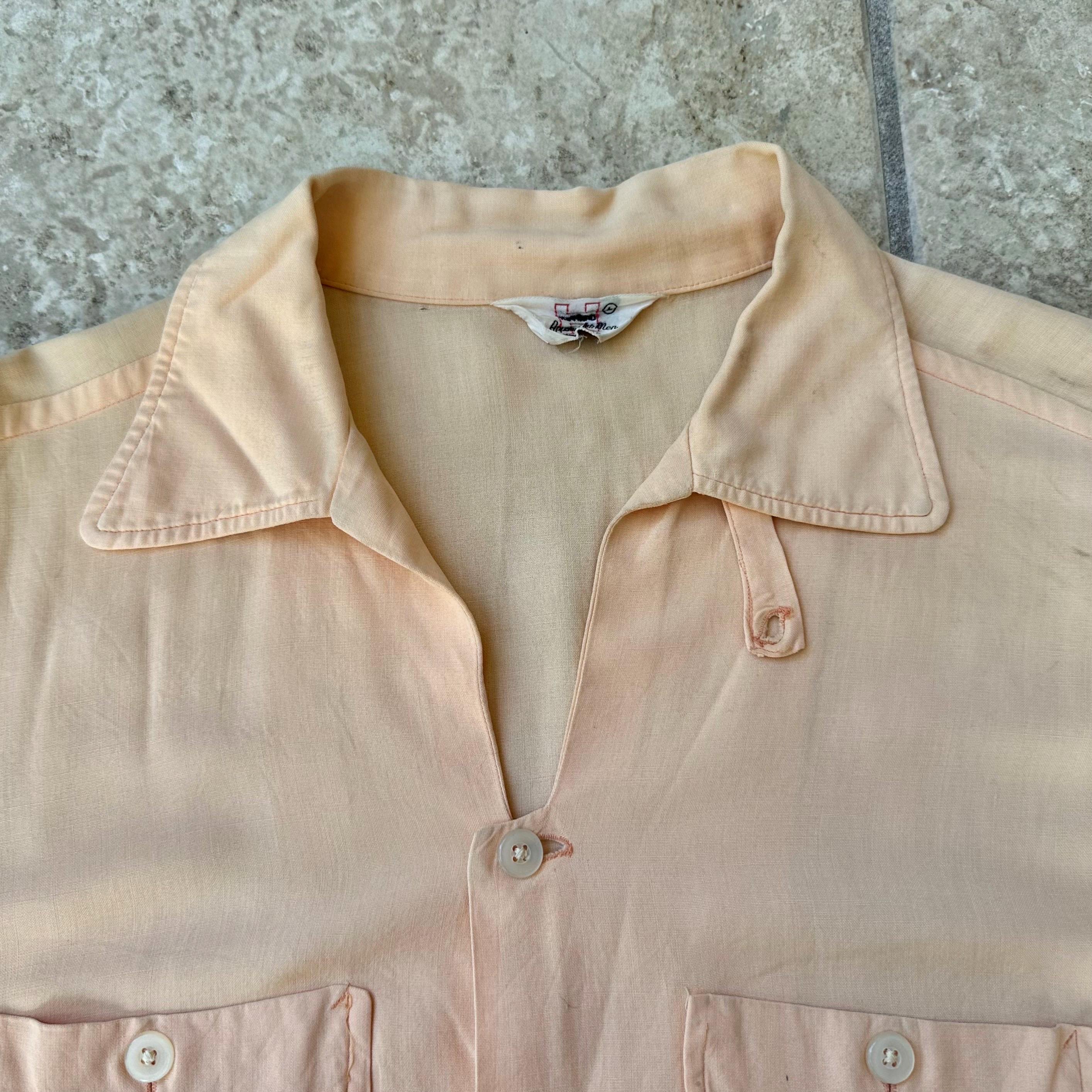 RESERVED ** 1950s Peach Rayon Short-sleeve Loop Collar Shirt 