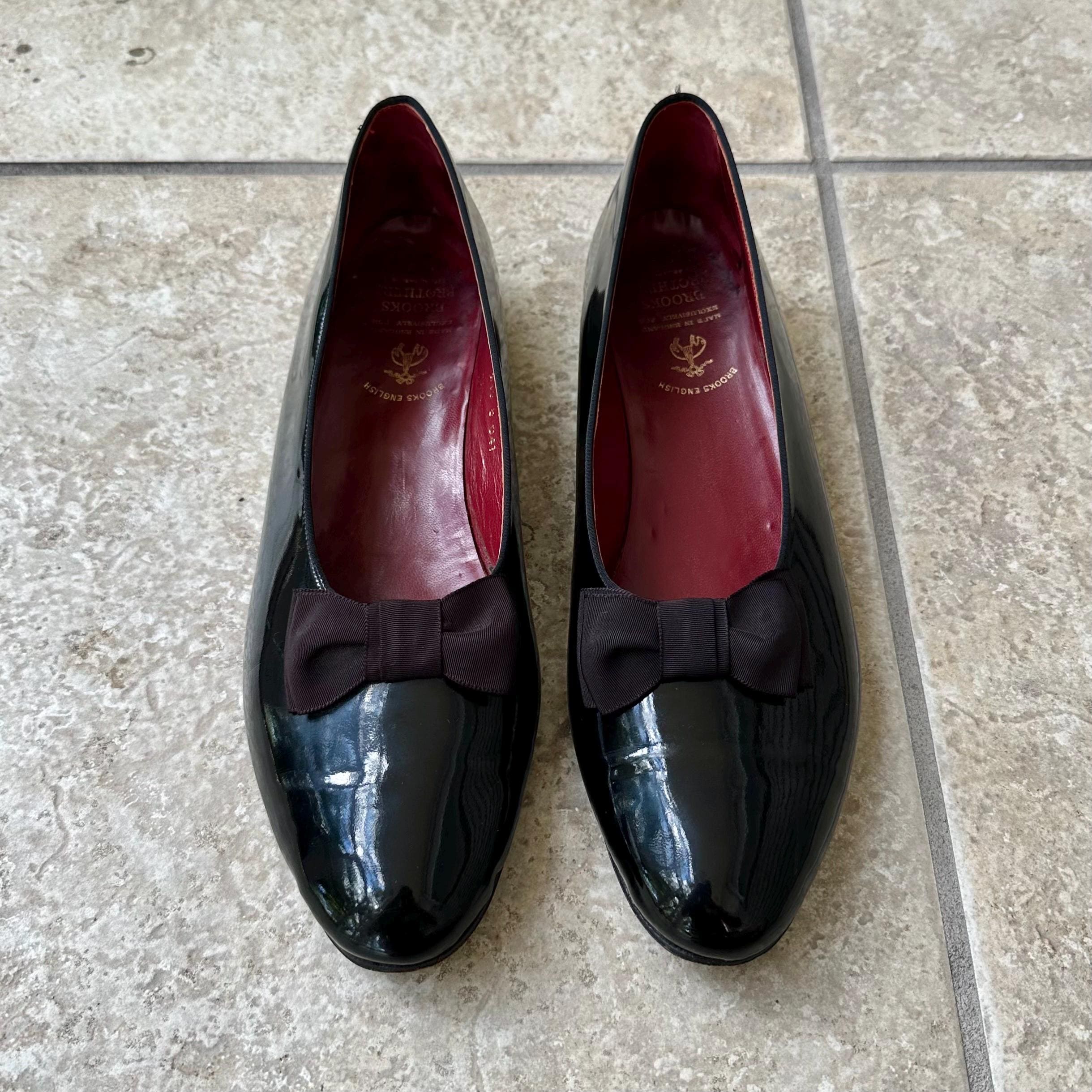 1960s BROOKS BROTHERS Black Patent Formal Pumps | Size 10.5 | Made