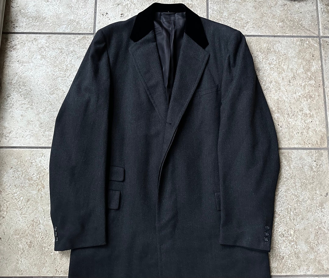 1950s Charcoal Herringbone Wool Chesterfield Coat W/ Velvet Collar 44 46 Extra Long Ivy League ...