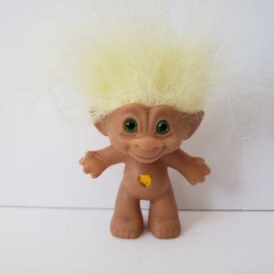 Vintage Ace Novelty Treasure Troll Doll, Yellow Hair, Yellow Heart Jewel, Green Eyes, Wishstone Trolls 3"