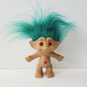 Vintage Ace Novelty Treasure Troll Doll, Green Hair, Orange Eyes, Red Star Jewel Wishstone, 5&quot; Trolls