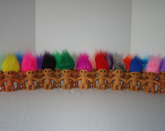 Vintage Russ Troll Dolls, MEJOR VENDEDOR, Trolls desnudos de 5", Amarillo Naranja Rosa Rojo Púrpura Verde Azul Gris Blanco Melocotón Teal Arco Iris pelo