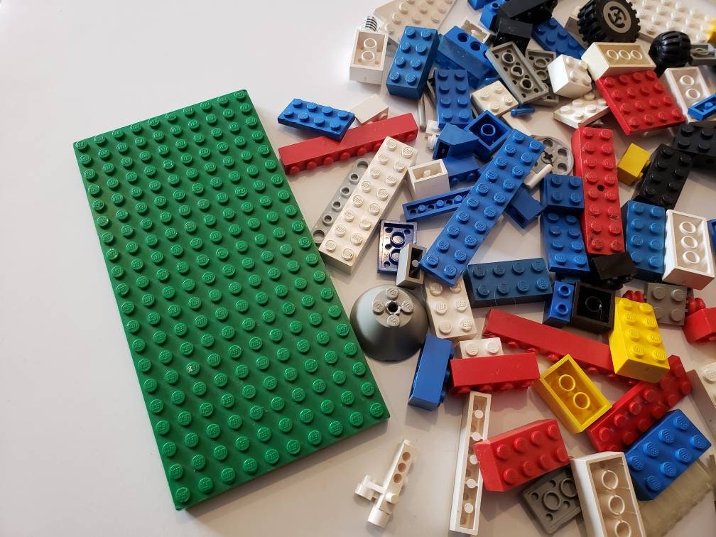 Vintage lego bricks 2025