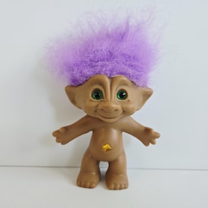 Vintage Treasure Troll Doll, Purple Hair, Green Eyes, Yellow Diamond Jewel Belly, Wishstone Trolls 5"