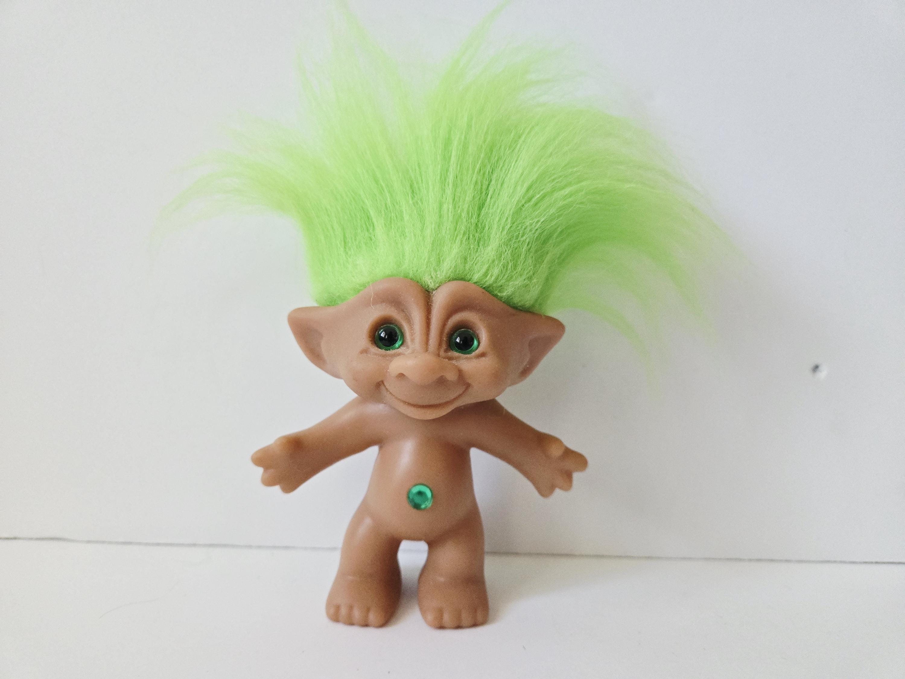 ヴィンテージ トレジャー トロール人形、緑の髪、緑の円形宝石、緑の目