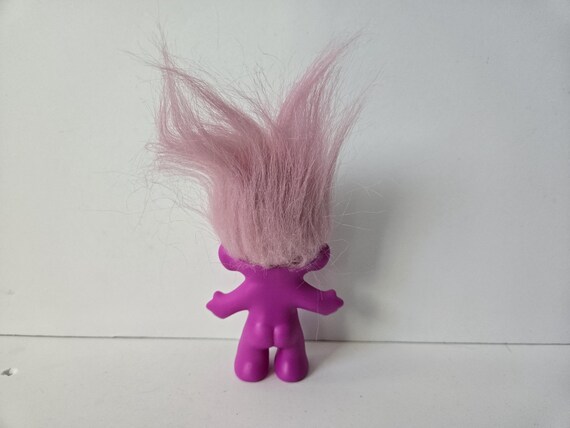 Vintage Treasure Troll Doll Pink Body Pink Hair Pink Circle Jewel 3 Trolls