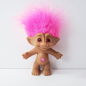 Vintage Ace Novelty Treasure Troll Doll, Pink Hair, Pink Circle Jewel, Pink Eyes, 5&quot; Trolls