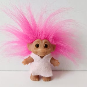 Vintage Dam Troll Doll, Pink Hair, Original Felt Clothes, Baby, 3&quot; Trolls