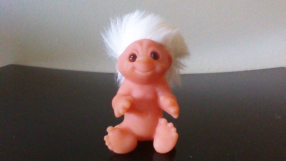 1985 CONGRATULATIONS TROLL NEW WITH TAG 3/" Dam Troll Doll